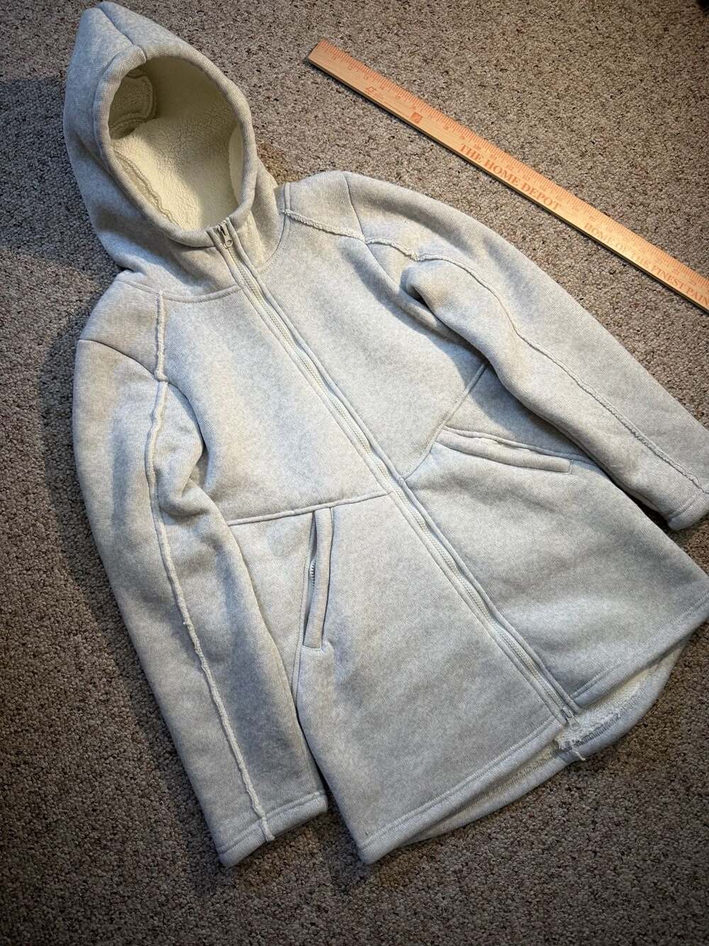 Avalanche Outdoor Supply Co. Women's Sherpa Lined Longline Zip‎ Hoodie Jacket